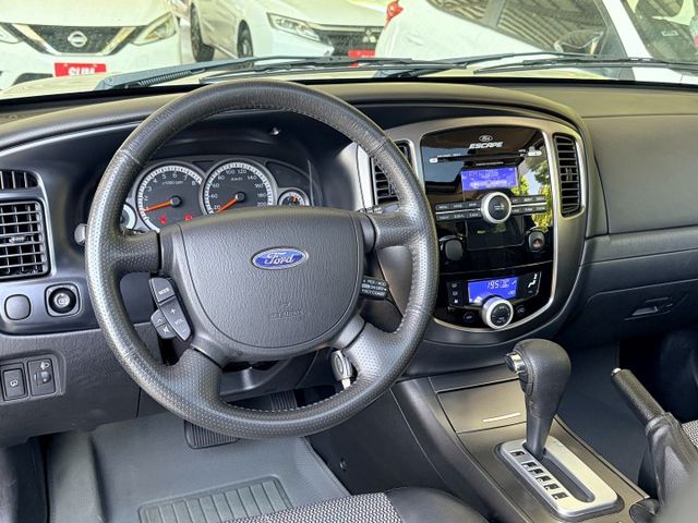 2WD小改款＊自用車＊低里程＊天窗＊定速＊恆溫＊４氣囊＊電折後視鏡＊實車在店＊可全額貸款可換車＊  第13張相片