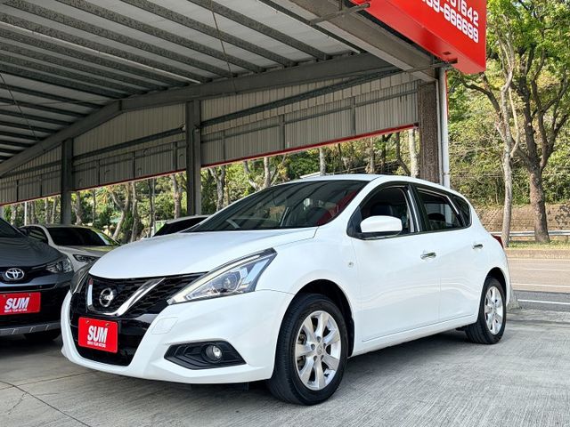 豪華型＊２３年小改款＊全車原版件＊認證完成＊６安＊CARPLAY多媒體＊紓壓座椅＊後座出風口＊可全額貸款＊可換車＊  第2張相片