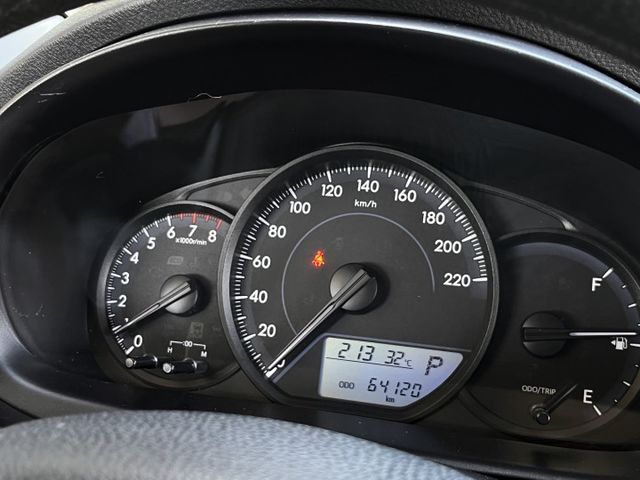 2022年式＊原版件認證車＊新改款國民神車＊７氣囊＊循跡＊自動頭燈＊黑化電動收折後視鏡＊雙色鋁圈＊智聯影音＊可全額貸＊  第15張相片