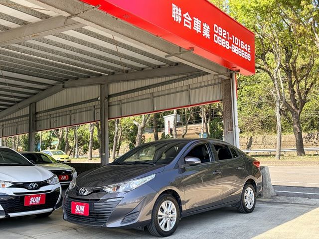 小改款＊精裝特仕版＊自用一手車＊原版件認證＊升級ＬＥＤ頭燈＊CARPLAY＊GARMIN導航＊數位電視＊倒車顯影＊ＨＵＤ  第1張相片