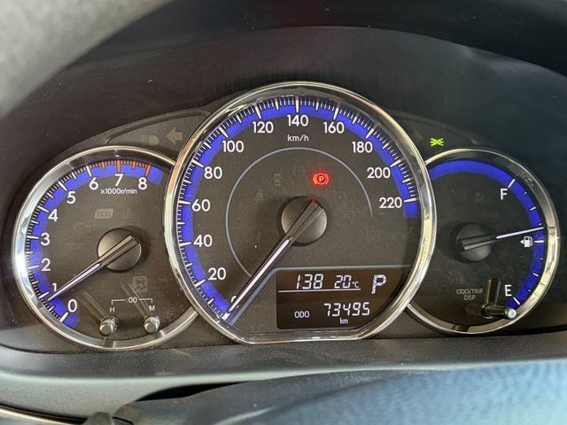 小改款＊精裝特仕版＊自用一手車＊原版件認證＊升級ＬＥＤ頭燈＊CARPLAY＊GARMIN導航＊數位電視＊倒車顯影＊ＨＵＤ  第13張相片
