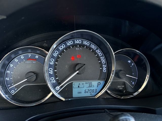 精裝特仕車＊女用一手車＊低里程漂亮車況＊原版件＋認證車＊保證＋保固＊可全額貸款可換車＊導航＊定速＊自動頭燈＊按摩椅＊恆溫  第12張相片