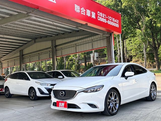 2017小改款＊汽油頂級旗艦＊自用車庫車＊原廠保養＊認證車＊選配CARPLAY+導航＊BOSE環繞音響＊抬顯＊可全額貸款  第1張相片