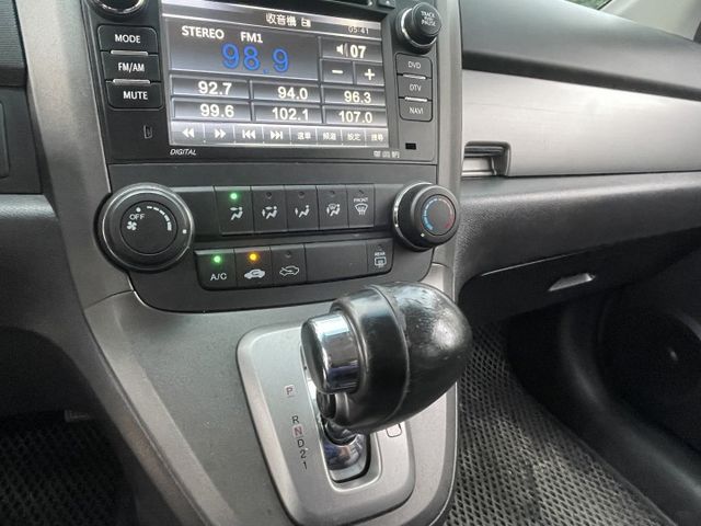 11年式 三代小改款 2.0 CR-V 原版  第10張相片