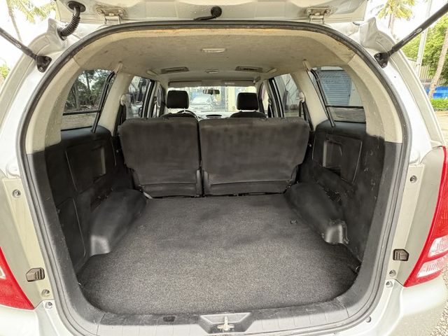 末代 INNOVA 2.0 跑工地 載貨 載工具  好幫手  第15張相片