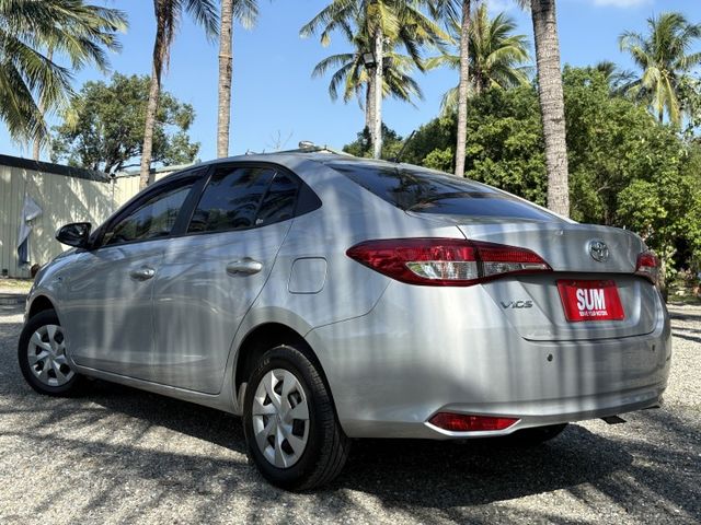 便宜 耐用 拓善率又好的代步車 TOYOTA VIOS 原版件 原廠保養  第16張相片