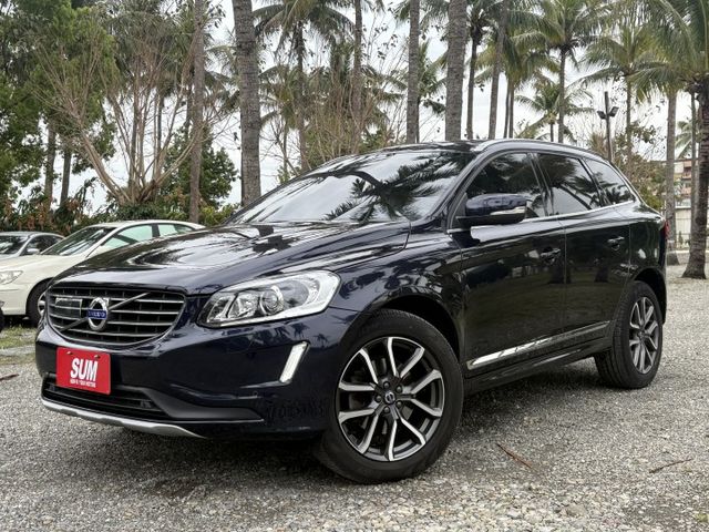 XC60 旗艦版 全景天窗 車道偏移 ACC跟車 換檔快撥  原廠保養  第1張相片