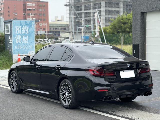530i 僅跑8萬公里 全車原版件 已認證 M版空力套件/MST進氣/二階晶片/四出閥門排氣管/全車黑化  第6張相片