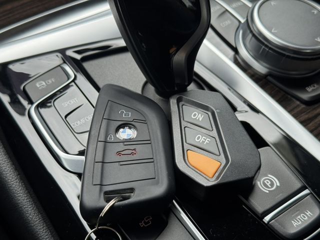 530i 僅跑8萬公里 全車原版件 已認證 M版空力套件/MST進氣/二階晶片/四出閥門排氣管/全車黑化  第17張相片