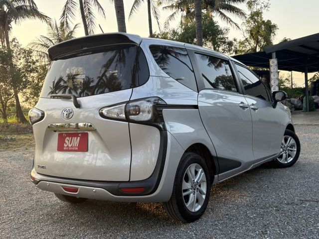 不用三十 2019 SIENTA 五人座 四安 CARPLAY安卓機 免鑰匙啟動 定速 側滑門 省油 好養 空間有夠大!  第20張相片