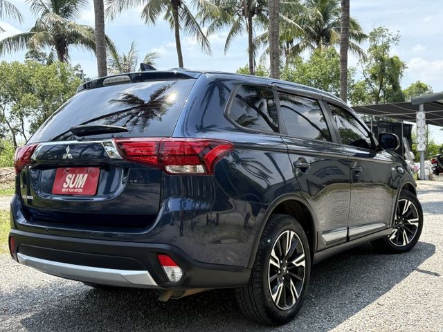 2021 OUTLANDER  防碰撞輔助  ACC跟車 車道偏移 電子手煞 原版件 原廠保養 全新安卓影音  第20張相片