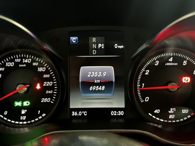 C300 COUPE AMG 僅跑6.9萬公里 升級全段閥門排氣管/二階晶片/卡夢套件/渦輪出風口/進氣套件  第4張相片