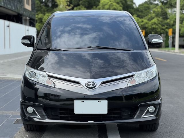 豪華版 全景雙天窗 雙電動滑門 僅跑9.7萬公里 全車原版件 配備滿滿  第2張相片
