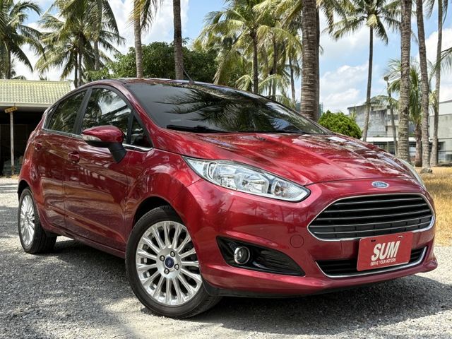2016 FORD FIESTA 1.0S版 渦輪  恆溫 免鑰匙 原廠保養 原版件 年稅金僅八千多元  第2張相片