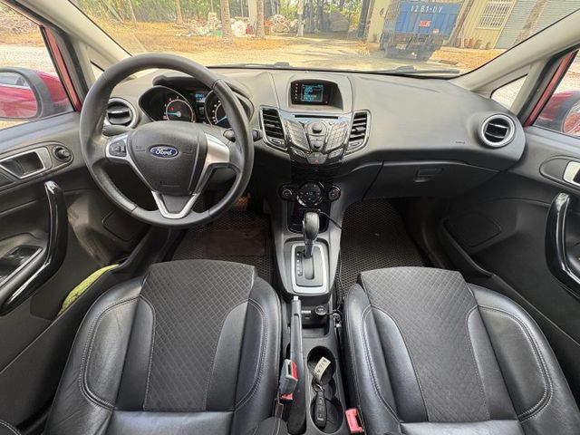 2016 FORD FIESTA 1.0S版 渦輪  恆溫 免鑰匙 原廠保養 原版件 年稅金僅八千多元  第14張相片