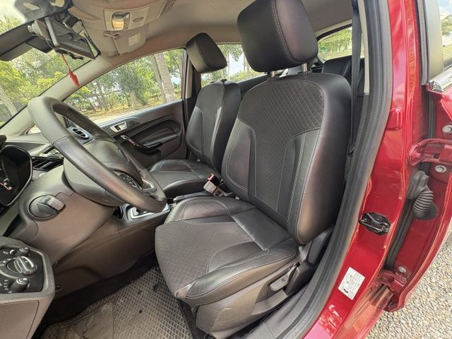 2016 FORD FIESTA 1.0S版 渦輪  恆溫 免鑰匙 原廠保養 原版件 年稅金僅八千多元  第15張相片