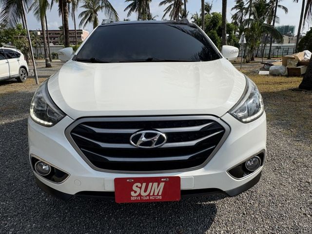 柴油 全景天窗 免鑰匙啟動 定速 陡坡緩降 原版件  第3張相片