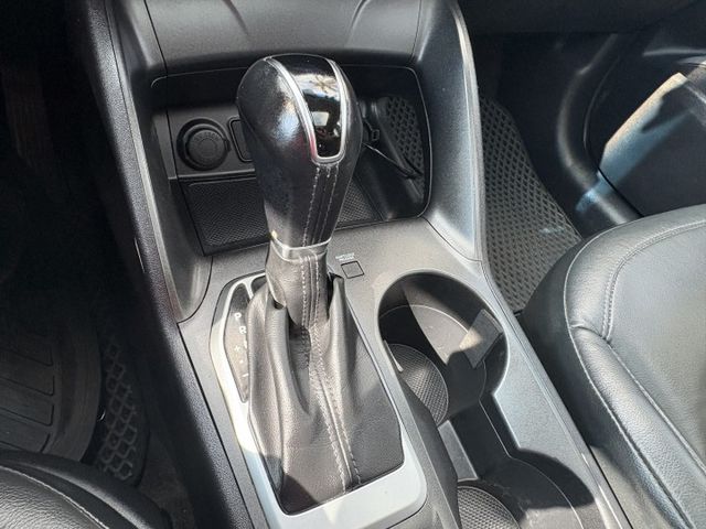 柴油 全景天窗 免鑰匙啟動 定速 陡坡緩降 原版件  第10張相片