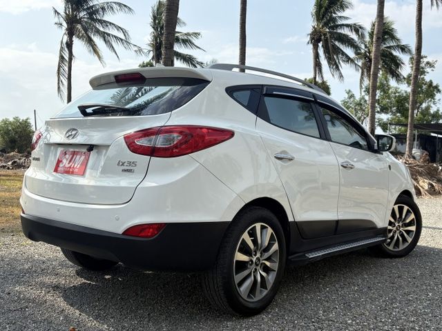 柴油 全景天窗 免鑰匙啟動 定速 陡坡緩降 原版件  第18張相片