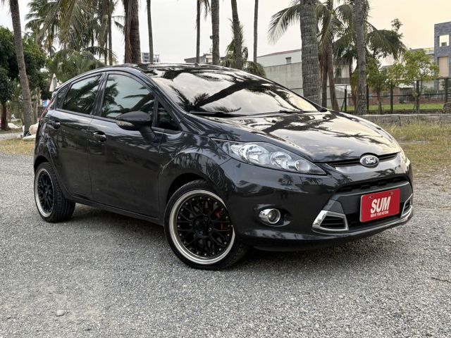 五門代步小車 FORD FIESTA 1.6 安卓影音  第2張相片