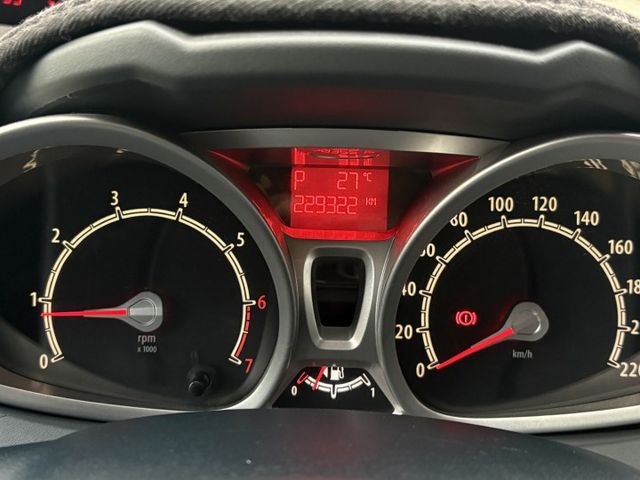 五門代步小車 FORD FIESTA 1.6 安卓影音  第6張相片