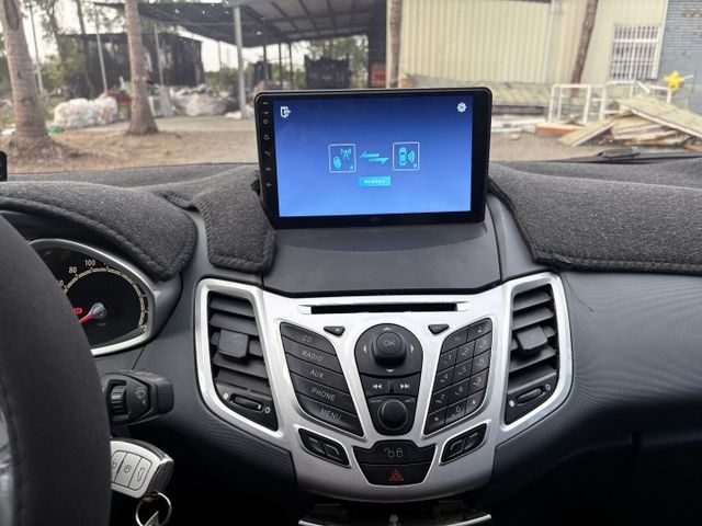 五門代步小車 FORD FIESTA 1.6 安卓影音  第11張相片