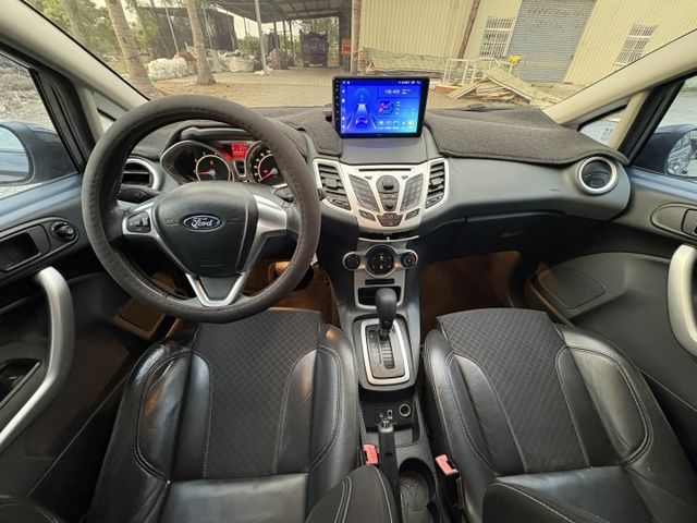 五門代步小車 FORD FIESTA 1.6 安卓影音  第14張相片