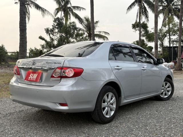 優質代步車 TOYOTA ALTIS 僅跑12萬多 平均年里程不到一萬 可全貸  第14張相片