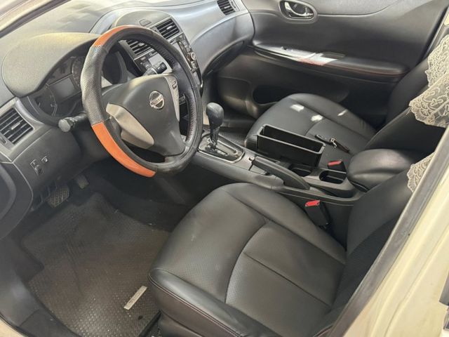 特價 SR奔放版  一手車 僅跑7.4萬公里 認證車 可全貸  第3張相片