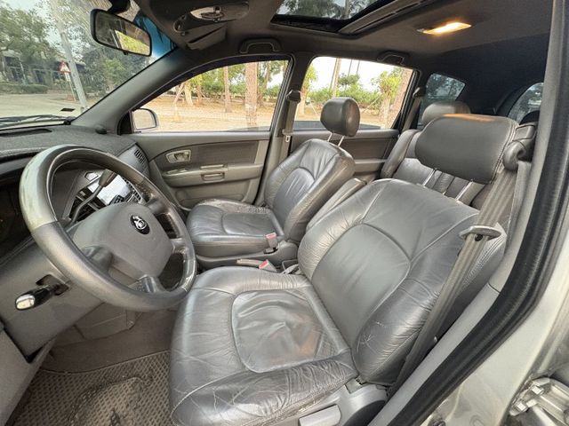 1.8 三排座椅 七人座 省稅金 小休旅 跑工地載人的好選擇  第9張相片