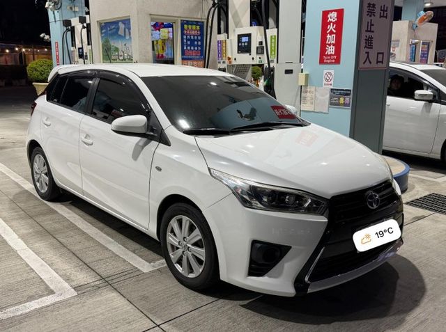 小改七速 盲點 抬顯 胎壓 CarPlay 行車記錄器 全車原版件 認證車  第1張相片