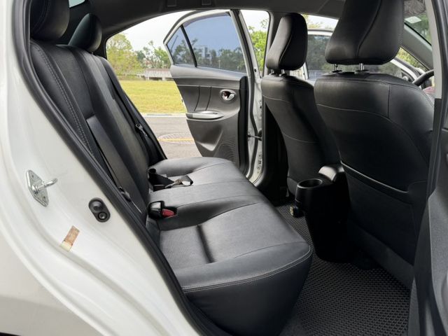 S版 小改7速 僅跑8.9萬公里 原廠保養 全車原版件 IKEY摸門/恆溫空調/盲點偵測  第11張相片