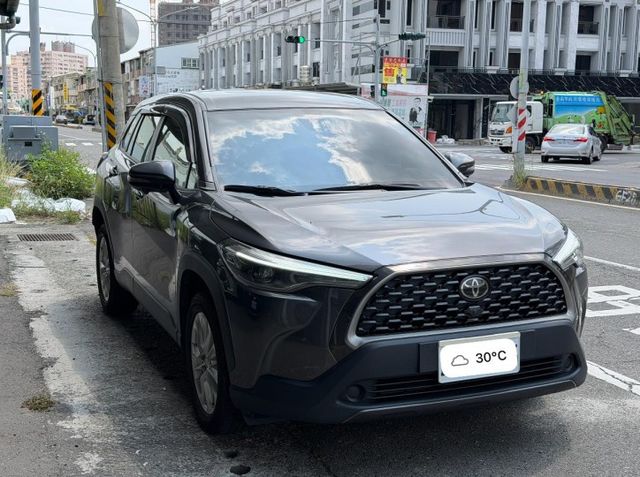 尊爵版 一手車 原版件 認證車 液晶儀表/LED頭燈/360環景/盲點偵測  第1張相片