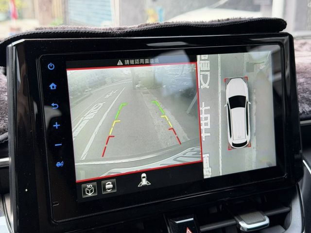 尊爵版 一手車 原版件 認證車 液晶儀表/LED頭燈/360環景/盲點偵測  第7張相片
