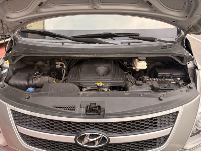 柴油 九人座大商旅 升級17吋輪框  第5張相片