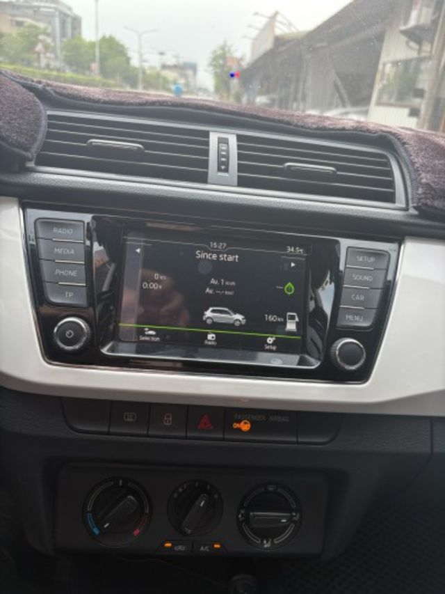 1.2cc 渦輪 進口小車  第6張相片