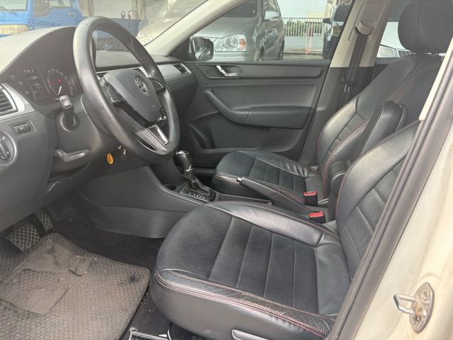 進口小車 僅跑十多萬 原鈑件 全景天窗  第10張相片