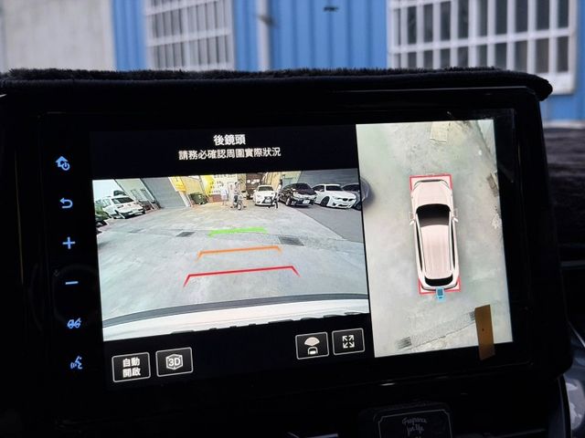 尊爵 油電 一手車 僅跑3.2萬 原廠保養 原廠保固中  第8張相片