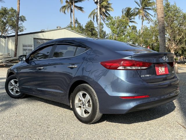 2017年 ELANTRA 僅跑四萬多 影音 原版件 循跡防滑 六安  第17張相片