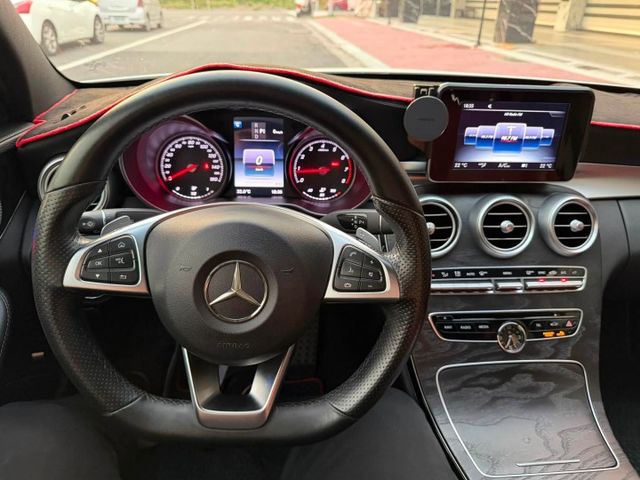 16年式 C300 AMG 柏林 全景 夜色套件 冷熱通風座椅 19吋夜色鋁圈 全車原版件 認證車  第6張相片