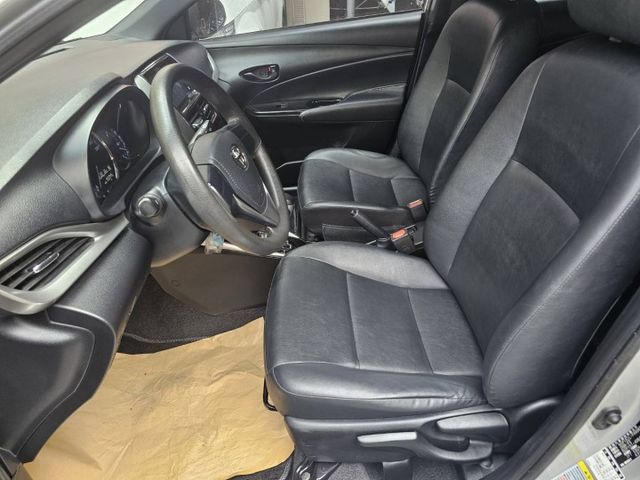 YARIS  第9張相片