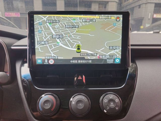 本月特價!!一手車 新車保固 2021年3月出廠 僅跑2萬 ACC 恆溫 倒車顯影 藍芽 網路電視 多功能安卓大螢幕  第18張相片