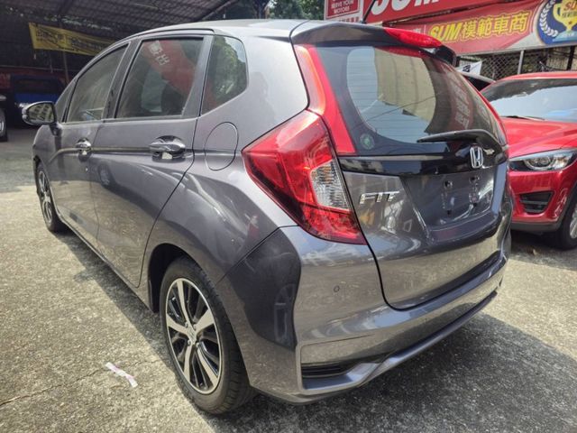 頂級S版/一手車/僅跑6萬/原廠影音導航/手自排快撥  第5張相片