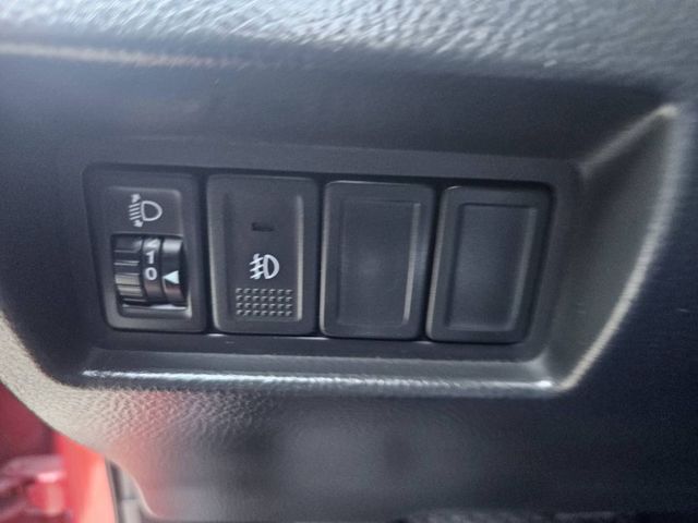 買到賺到 本月大特價 CP值超高代步車  第16張相片