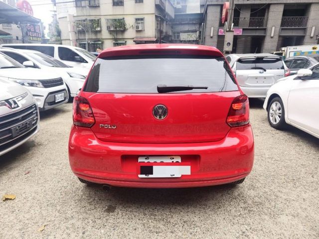 僅跑七萬 一手車 原廠保養(剛保養完) 無待修 熱門小車 要買要快  第3張相片