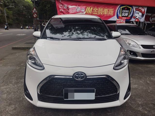 1.8新車保固中/5人座/雙滑門/摸門/免鑰匙啟動/車道偏移  第2張相片