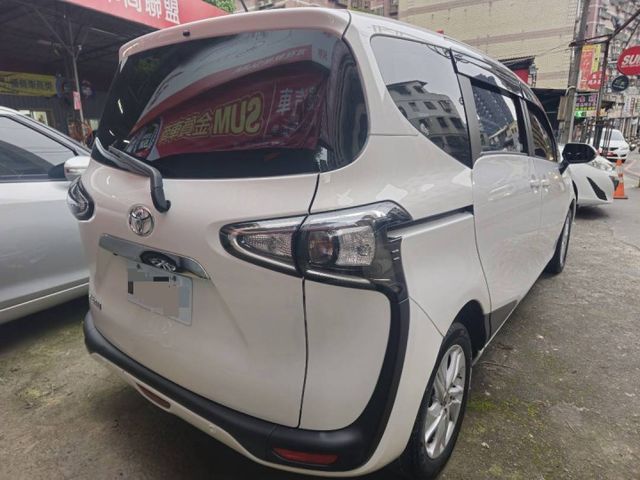 1.8新車保固中/5人座/雙滑門/摸門/免鑰匙啟動/車道偏移  第4張相片