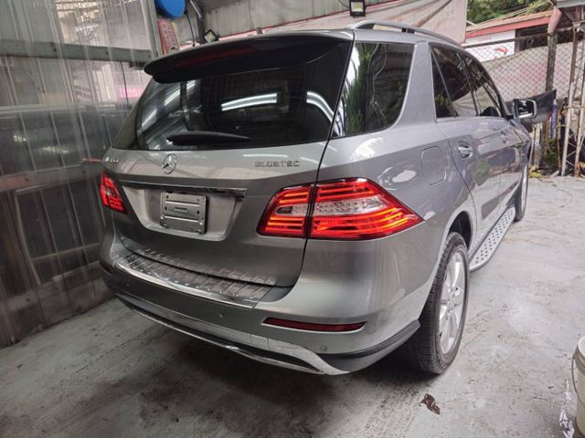 總代理 柴油 ML350 僅跑12萬  第2張相片