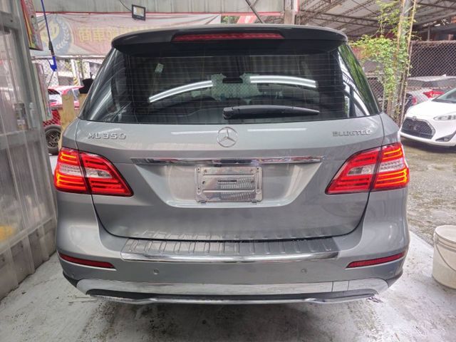 總代理 柴油 ML350 僅跑12萬  第3張相片