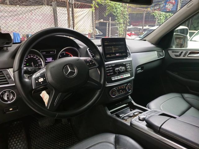 總代理 柴油 ML350 僅跑12萬  第8張相片
